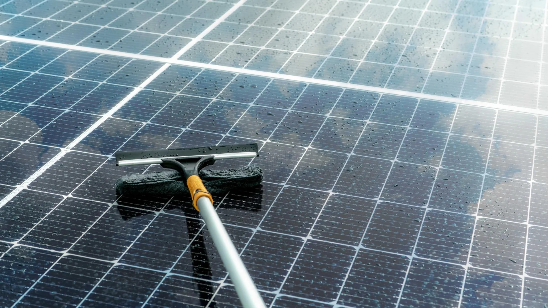 □ Solar Panel Cleaning== (1)